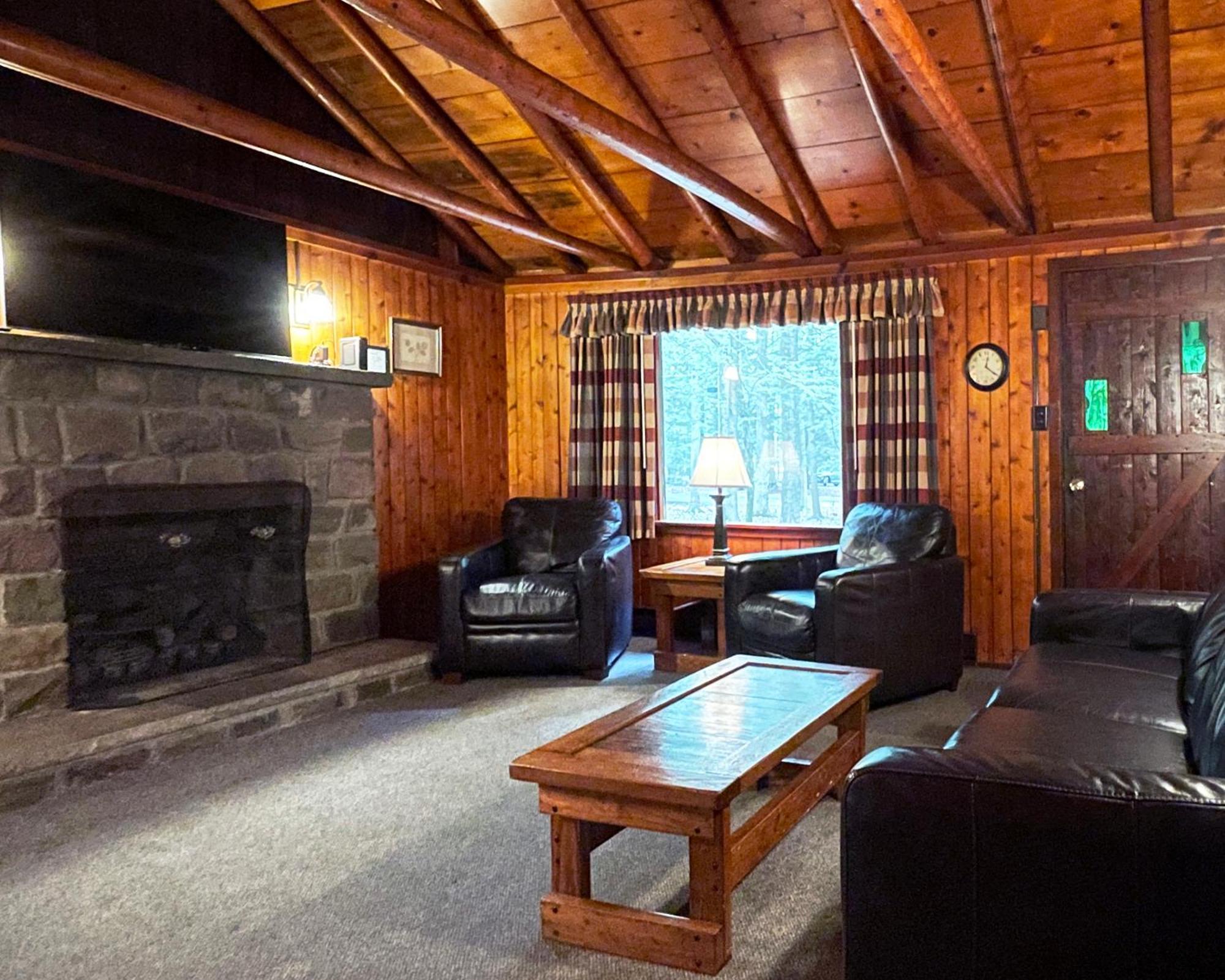 Mountain Springs Lake Resort 스트라우스부르 객실 사진