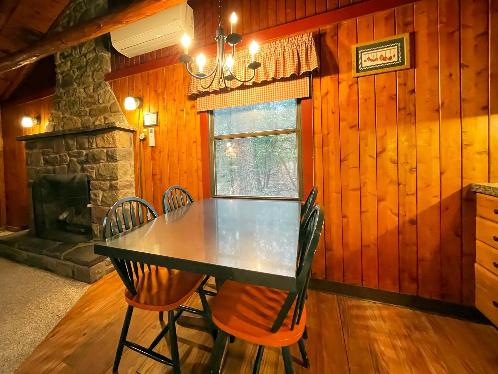 Mountain Springs Lake Resort 스트라우스부르 객실 사진